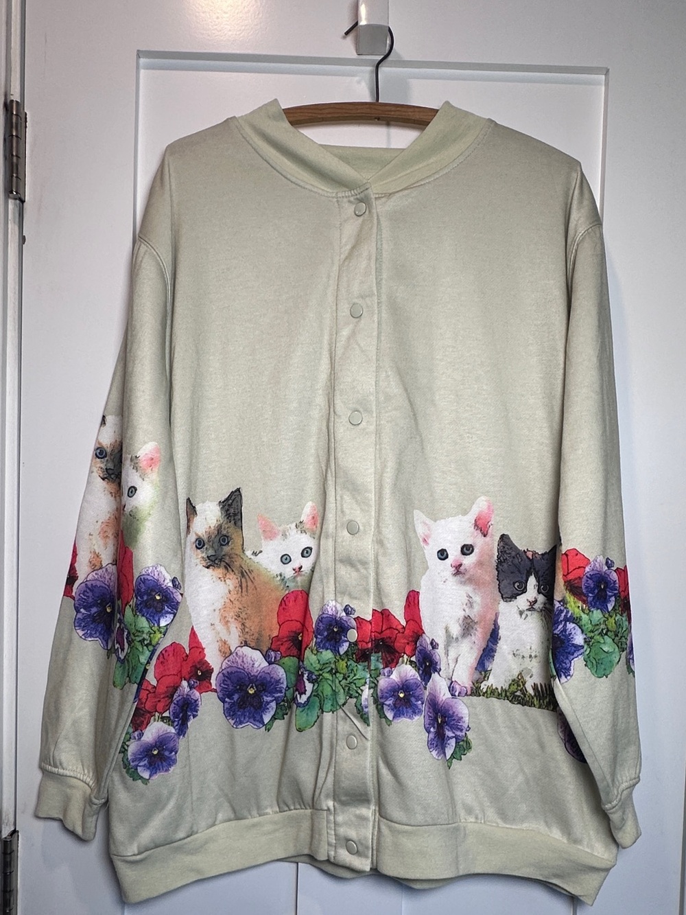Blair Sweatshirt Sweater Cream Cat and Floral Knit Top